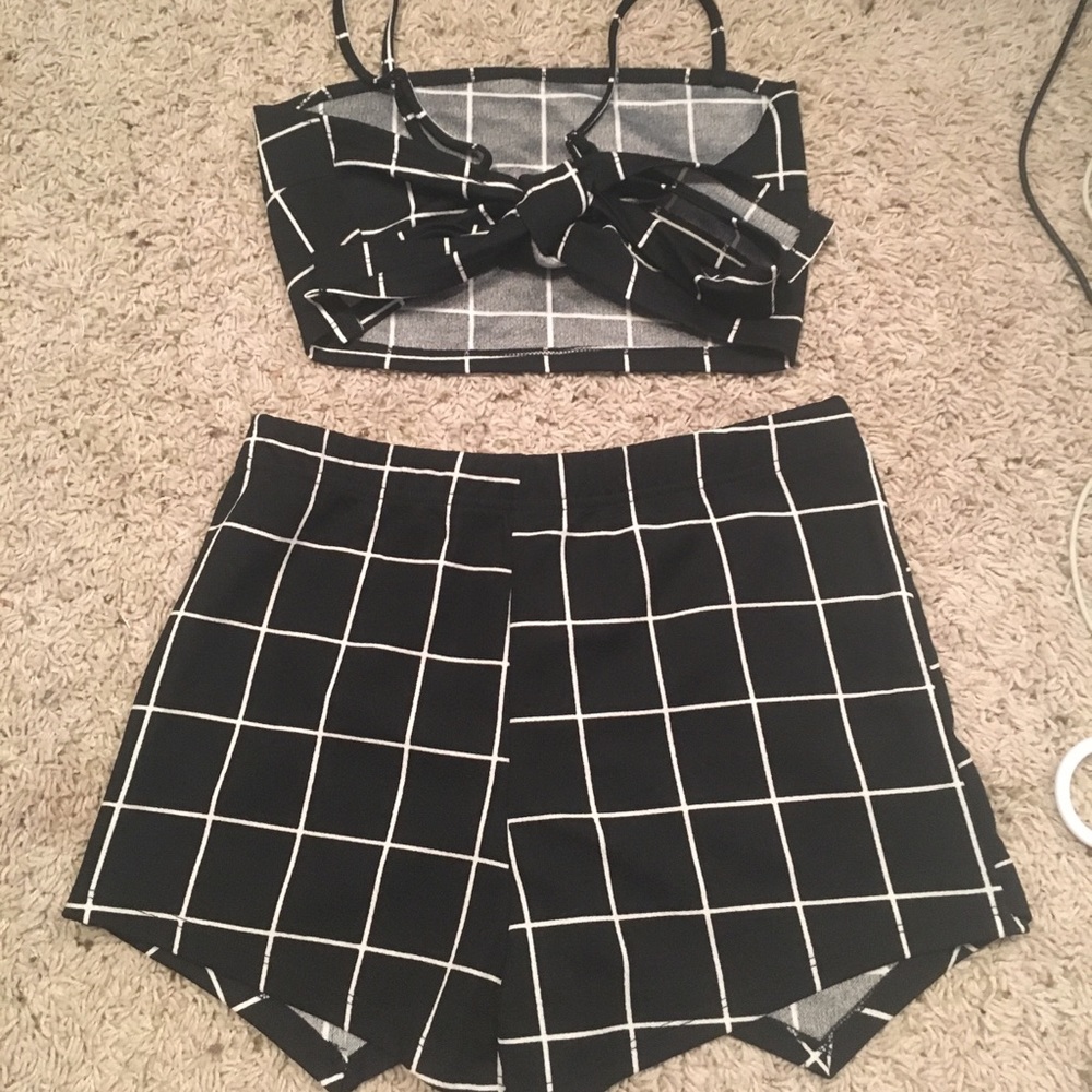 Skort and crop top set - Picture 2 of 2